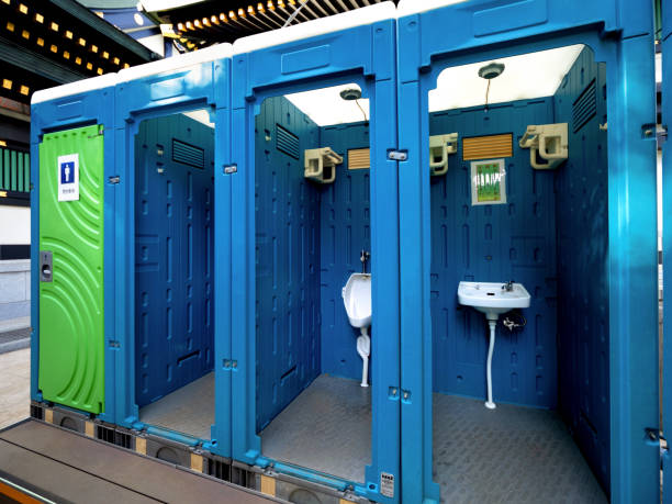 Best Porta potty rental near me  in East Troy, WI